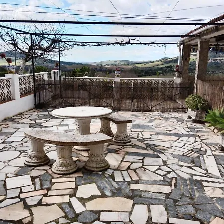 Holiday home Rural Manantial De Canitos *